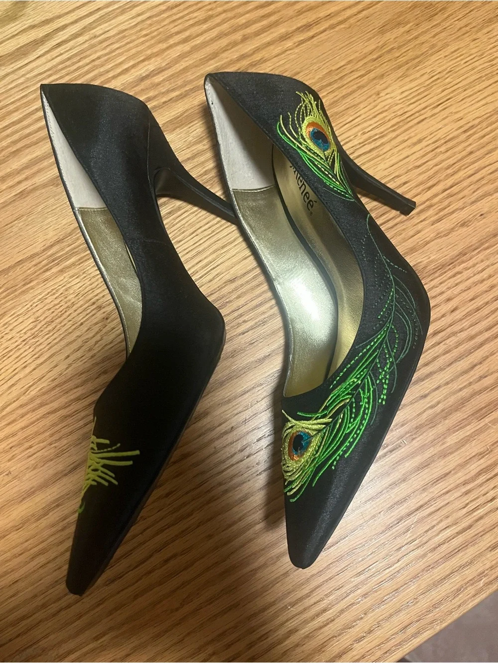 J. Renee Peackock Feather Heels Size 8.5